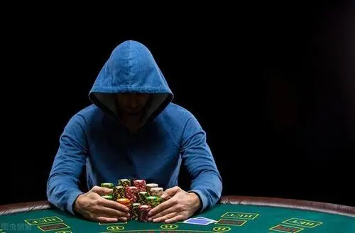 男子在斗鱼上赌输140万，网络赌博有哪些危害？